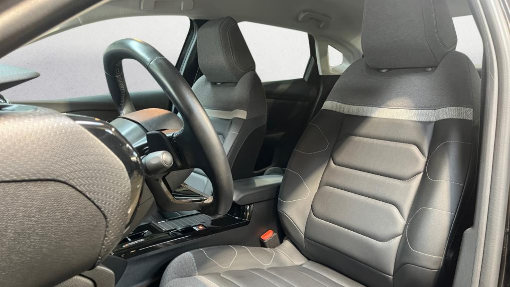 Nouvelle CITROEN C4 X  1.2 PureTech 12V - 130 S&S - EAT8  Max